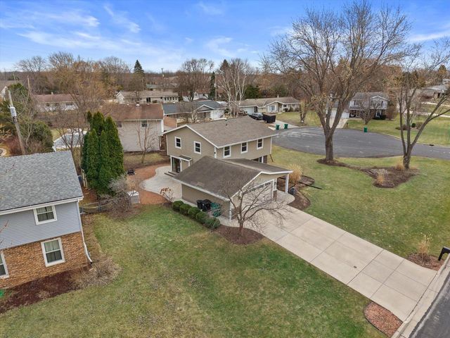 W181N8284 Destiny DRIVE, Menomonee Falls, WI 53051