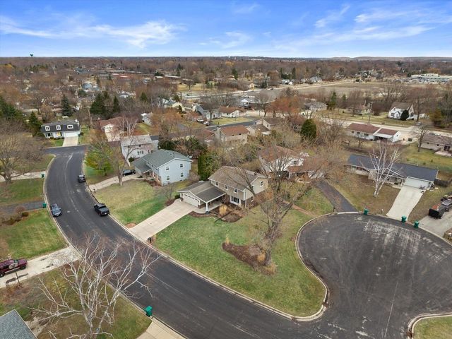 W181N8284 Destiny DRIVE, Menomonee Falls, WI 53051