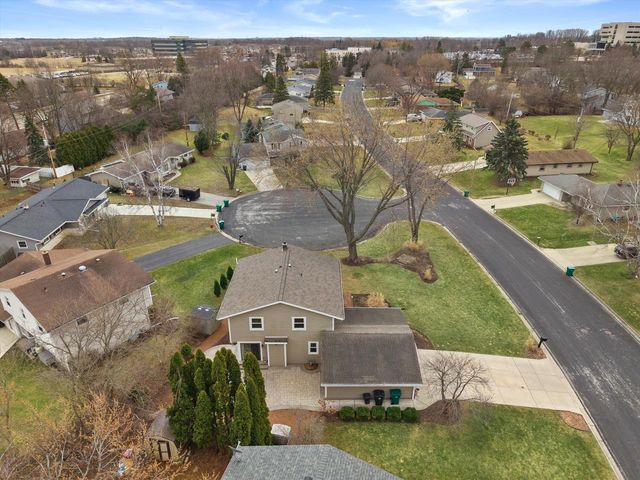 W181N8284 Destiny DRIVE, Menomonee Falls, WI 53051