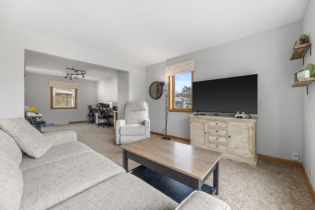 W181N8284 Destiny DRIVE, Menomonee Falls, WI 53051