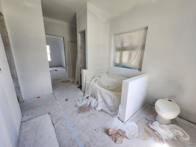 134 Octavia St, Larose, LA 70373