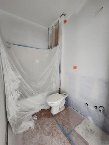 134 Octavia St, Larose, LA 70373