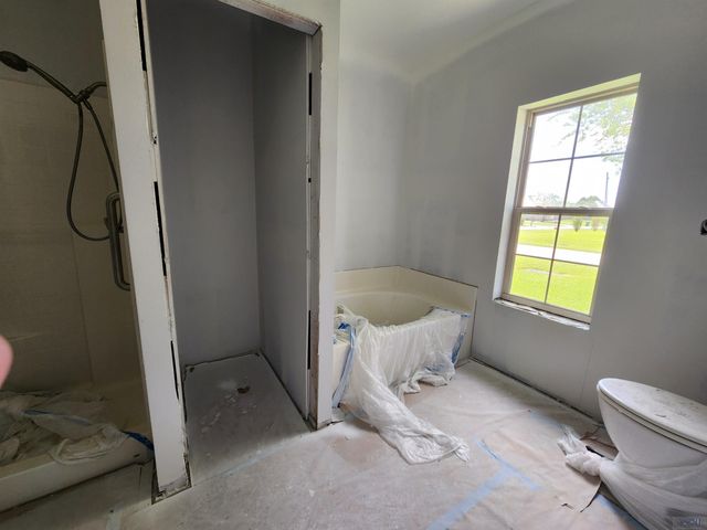 134 Octavia St, Larose, LA 70373