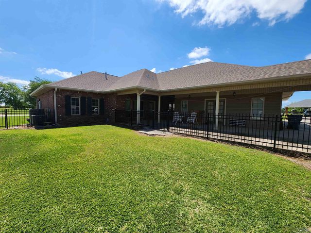 134 Octavia St, Larose, LA 70373