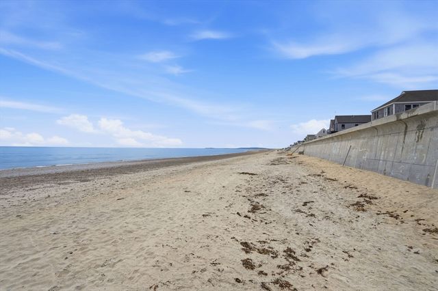 61 Ocean Road North, Duxbury, MA 02332