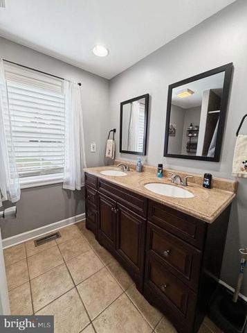 304 HARRINGTON AVE, Harrington, DE 19952