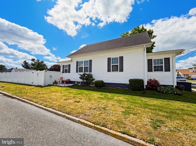 304 HARRINGTON AVE, Harrington, DE 19952
