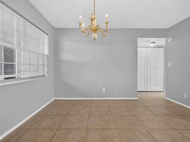 4140 NW 44th Avenue 408, Lauderdale Lakes, FL 33319