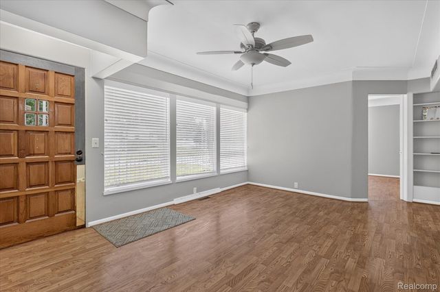 137 N Parent Street, Westland, MI 48185