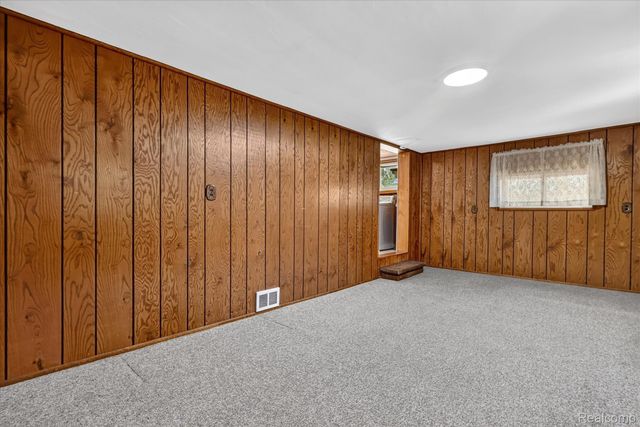 137 N Parent Street, Westland, MI 48185