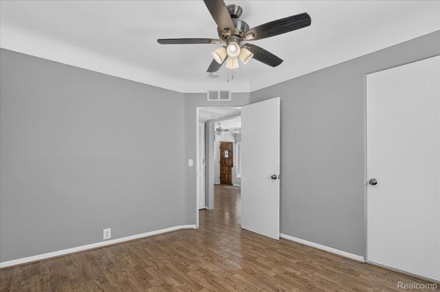 137 N Parent Street, Westland, MI 48185