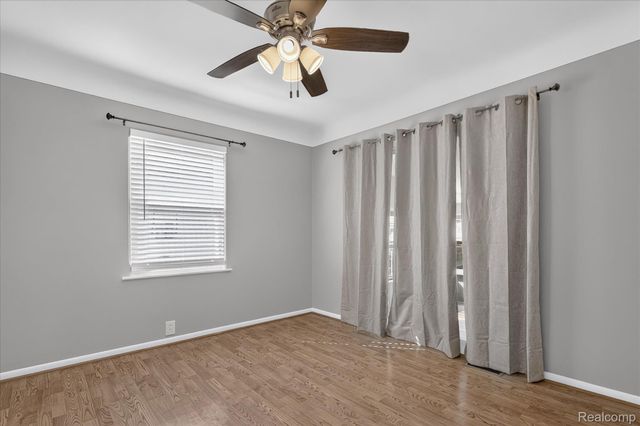 137 N Parent Street, Westland, MI 48185