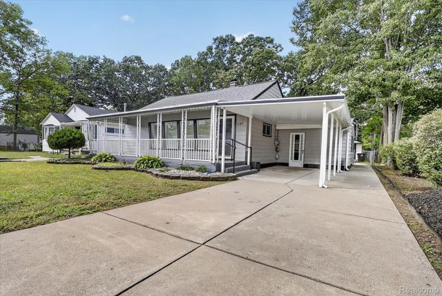 137 N Parent Street, Westland, MI 48185