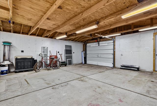 137 N Parent Street, Westland, MI 48185