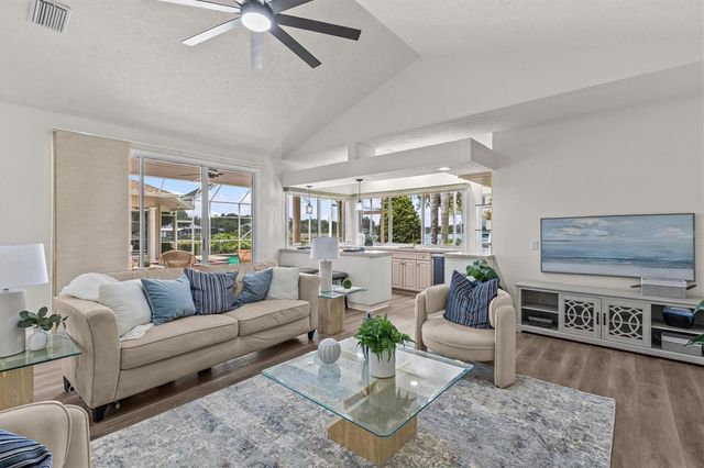 948 RIVERSIDE RIDGE ROAD, Tarpon Springs, FL 34688