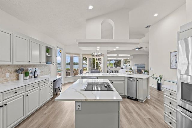 948 RIVERSIDE RIDGE ROAD, Tarpon Springs, FL 34688