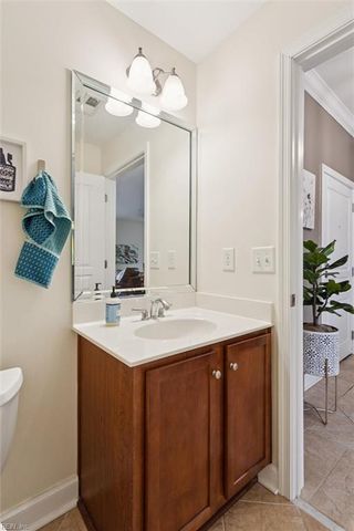 670 Town Center Dr Unit 207, Newport News, VA 23606