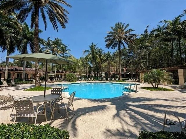 6498 W Sample Road 6498, Coral Springs, FL 33067