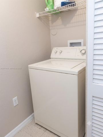 6498 W Sample Road 6498, Coral Springs, FL 33067