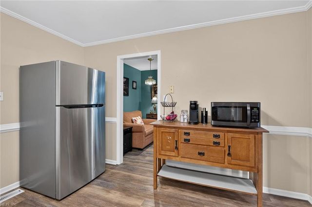 8 Julia TER, Newport News, VA 23608