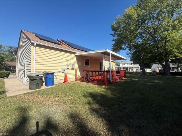 8 Julia TER, Newport News, VA 23608