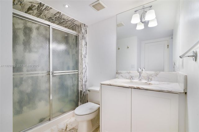 9801 Collins Ave 8N Ocean Views, Bal Harbour, FL 33154