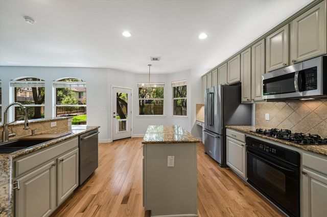 12820 Rush Creek LN, Austin, TX 78732