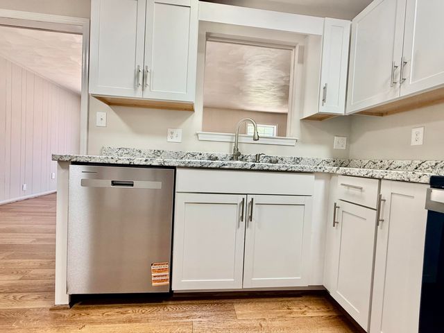 4626 Horseman DR NE, Roanoke, VA 24019