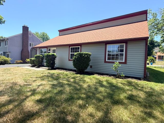 4626 Horseman DR NE, Roanoke, VA 24019