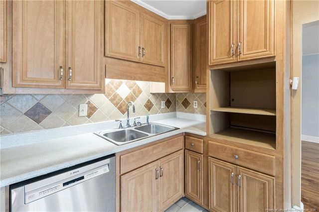 150 Old Vander Road, Fayetteville, NC 28312