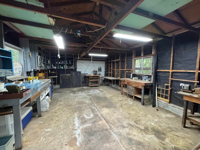 3009 Anderson Lake Road, Bryant, AR 72019