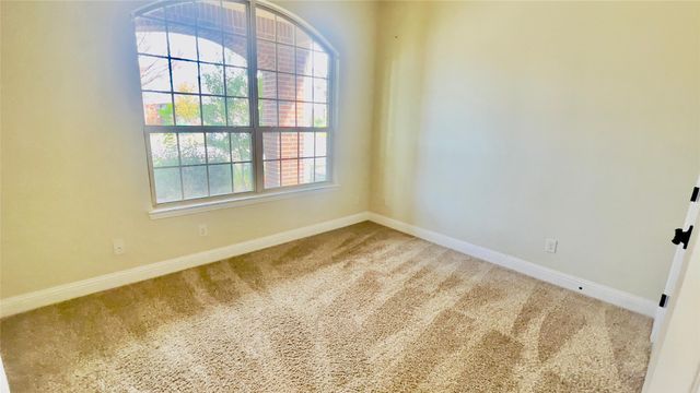 1000 Lancaster Drive, Mckinney, TX 75454