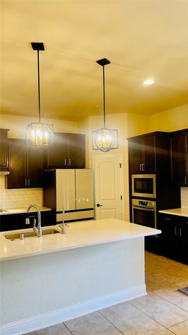 1000 Lancaster Drive, Mckinney, TX 75454