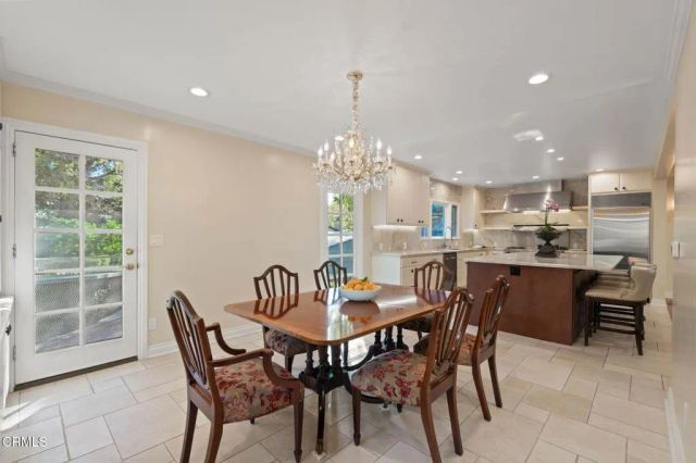 1010 Stoneridge Drive, Pasadena, CA 91105