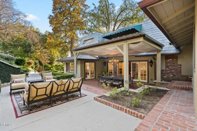 1010 Stoneridge Drive, Pasadena, CA 91105
