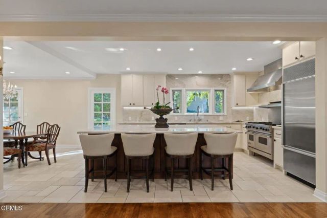 1010 Stoneridge Drive, Pasadena, CA 91105