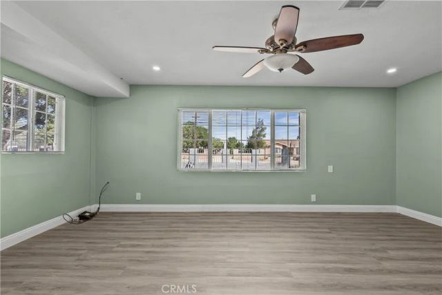 4550 W Avenue L2, Quartz Hill, CA 93536