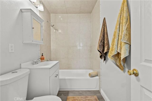 4550 W Avenue L2, Quartz Hill, CA 93536