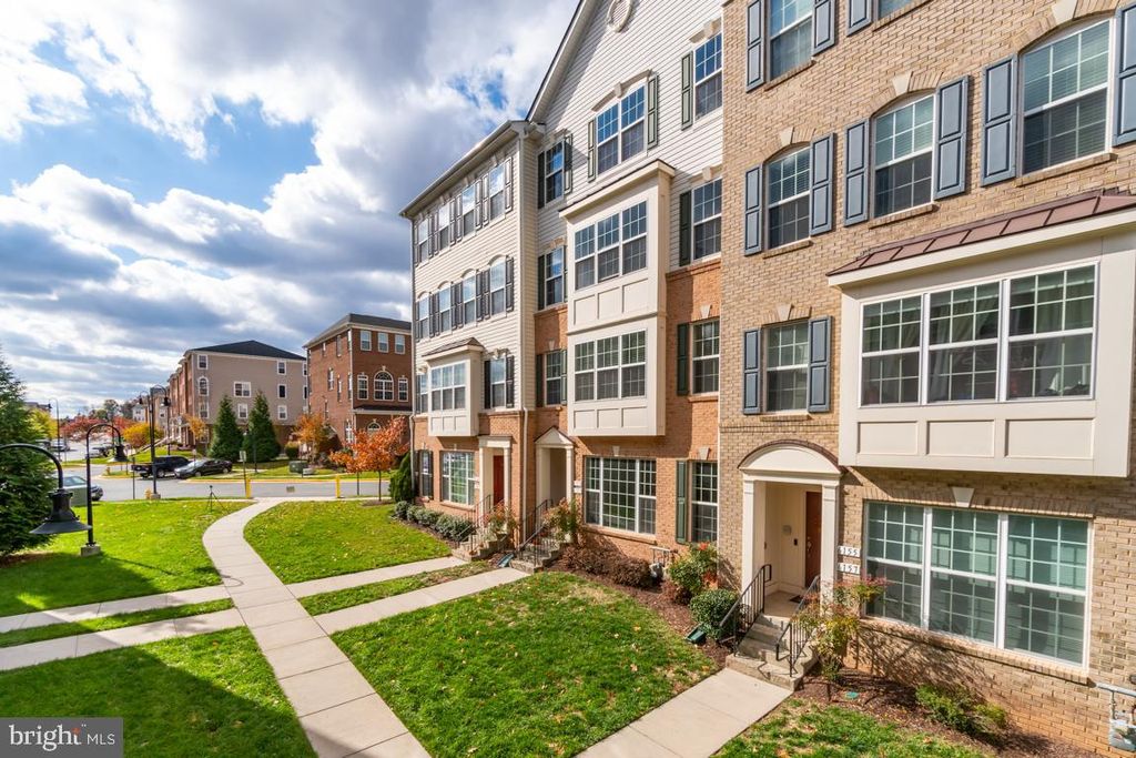 6153 ASTER HAVEN CIR #57, Haymarket, VA 20169