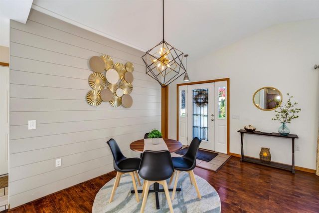 2801 Tucson Trail, Madison, WI 53719