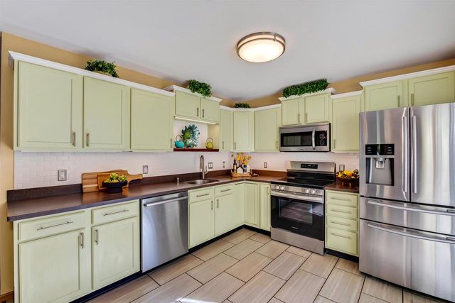 2801 Tucson Trail, Madison, WI 53719