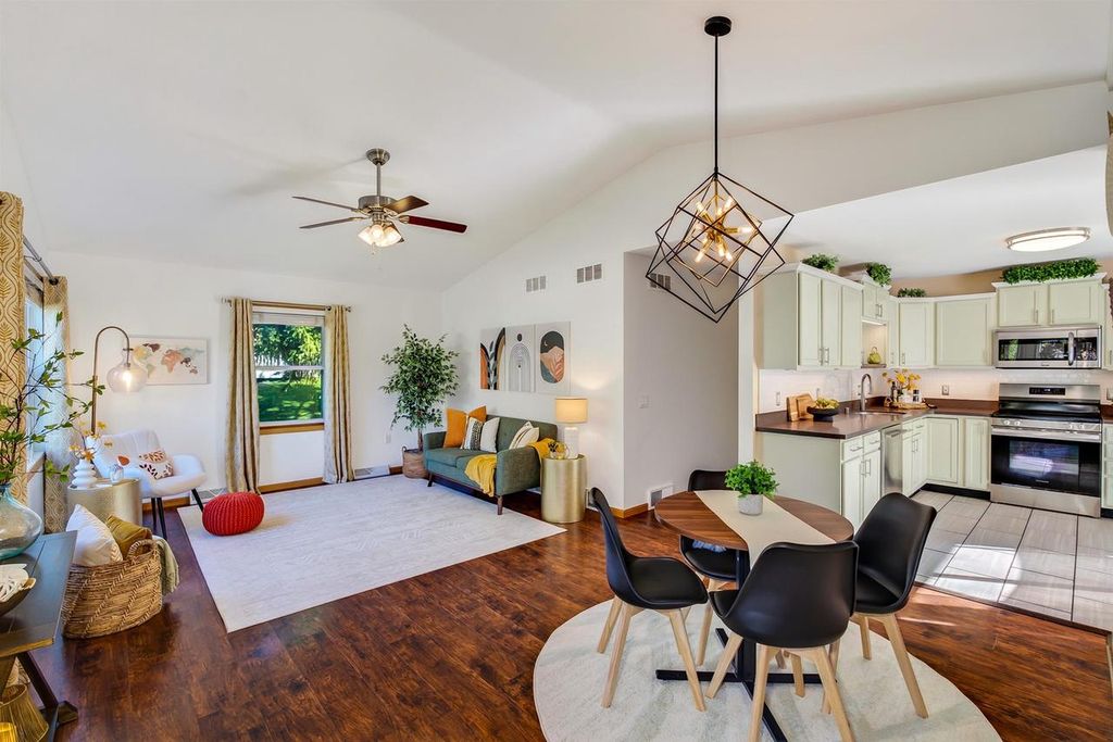 2801 Tucson Trail, Madison, WI 53719