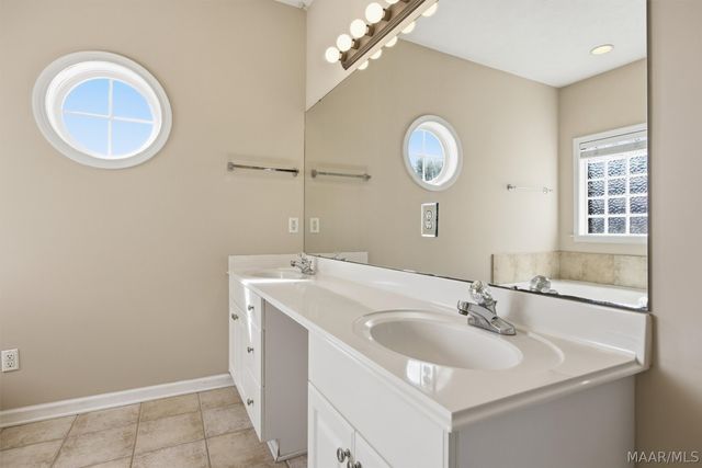 8349 Grayson Grove, Montgomery, AL 36117