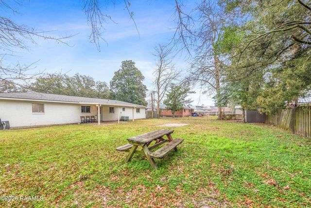 103 Maple Drive, Lafayette, LA 70506