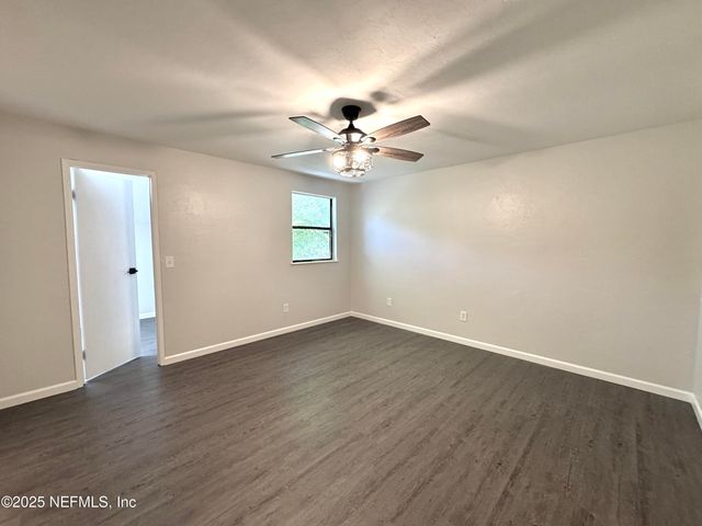 2964 SONGBIRD Drive, Jacksonville, FL 32233