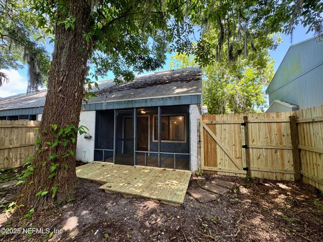 2964 SONGBIRD Drive, Jacksonville, FL 32233