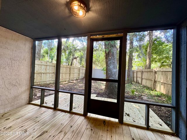 2964 SONGBIRD Drive, Jacksonville, FL 32233