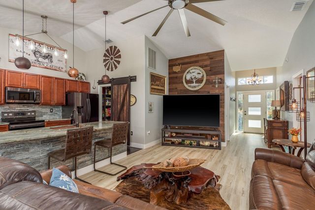 5801 LENMAR COURT, Holiday, FL 34690