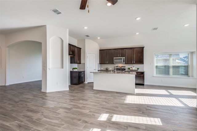 9329 Flying Eagle Lane, Fort Worth, TX 76131