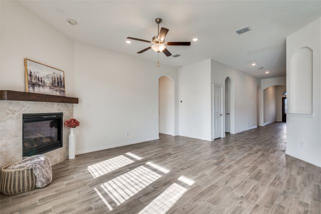 9329 Flying Eagle Lane, Fort Worth, TX 76131